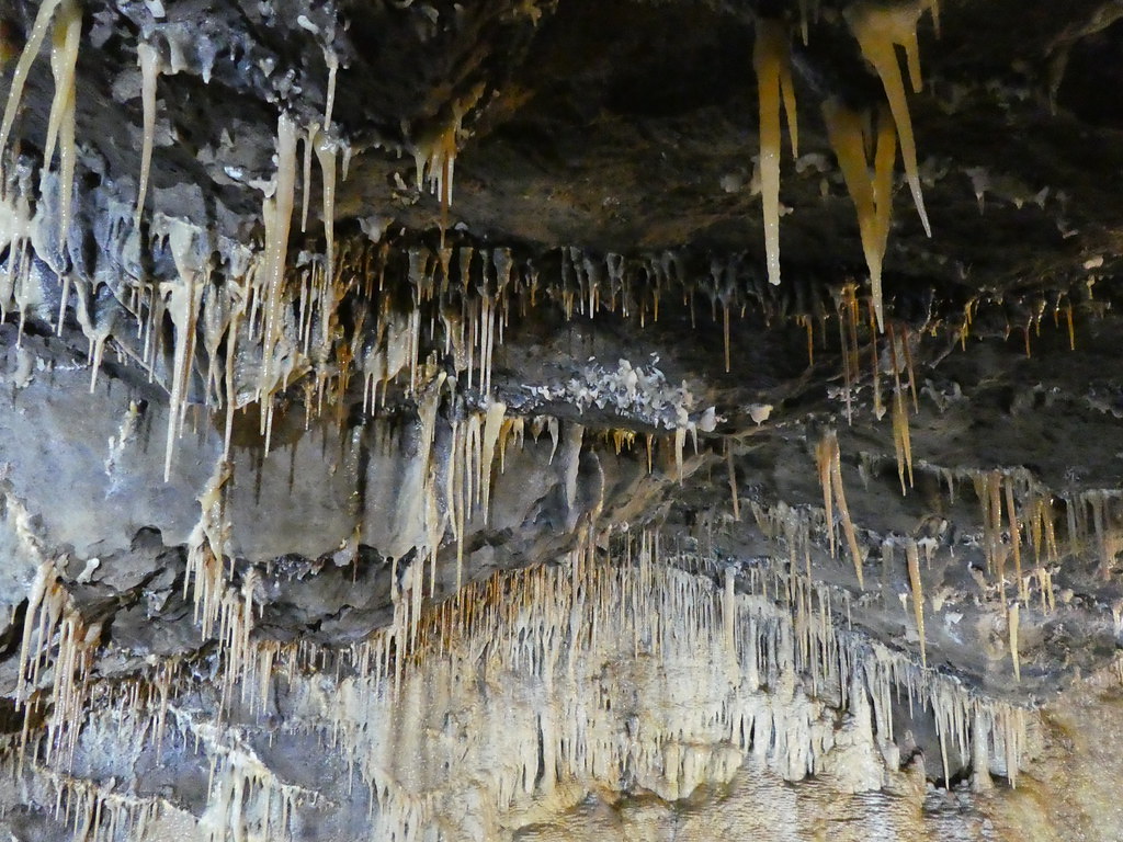 Treak Cliff Cavern, Castleton