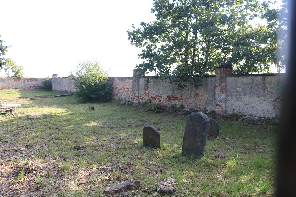 Nový židovský hřbitov v Údlici
