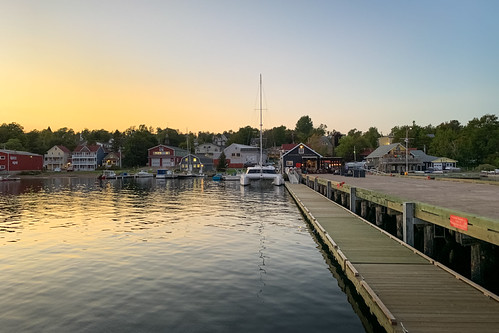 Fin de journée à Baddeck by Seb & Jen, Baddeck, Cap Breton, Nova Scotia, Canadanouvelle ecosse nova scotia canada cap breton baddeck sunset