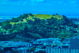 Der Mount Eden in Auckland
