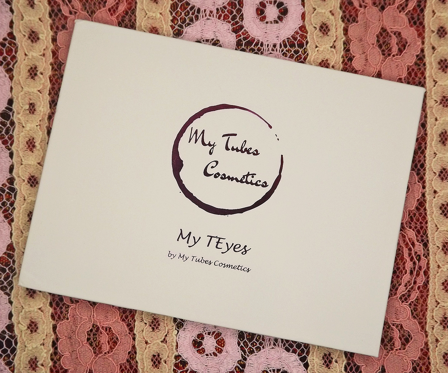My Tubes Cosmetics My TEyes Palette - Review + Swatches (1)