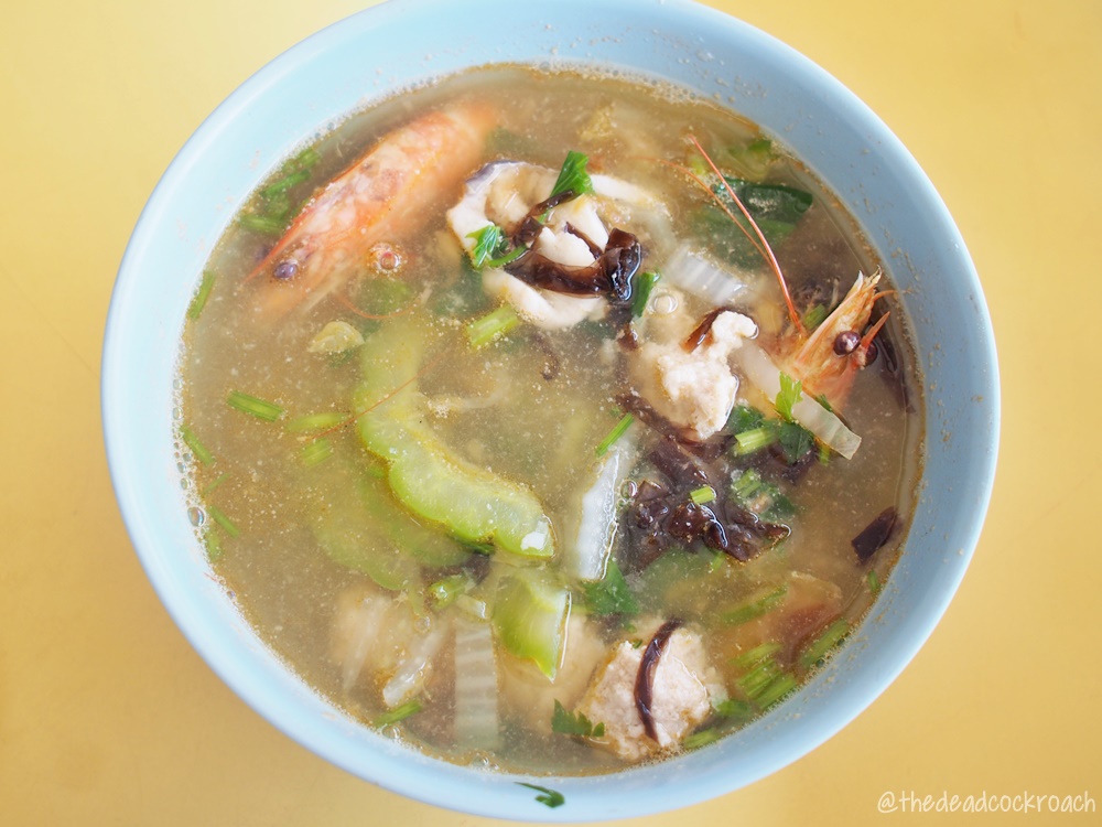 singapore,海鲜汤,新巴刹海鲜汤糜,food review,chinatown complex market & food centre,new market seafood soup porridge,seafood soup,335 smith street,新巴刹,hawker centre