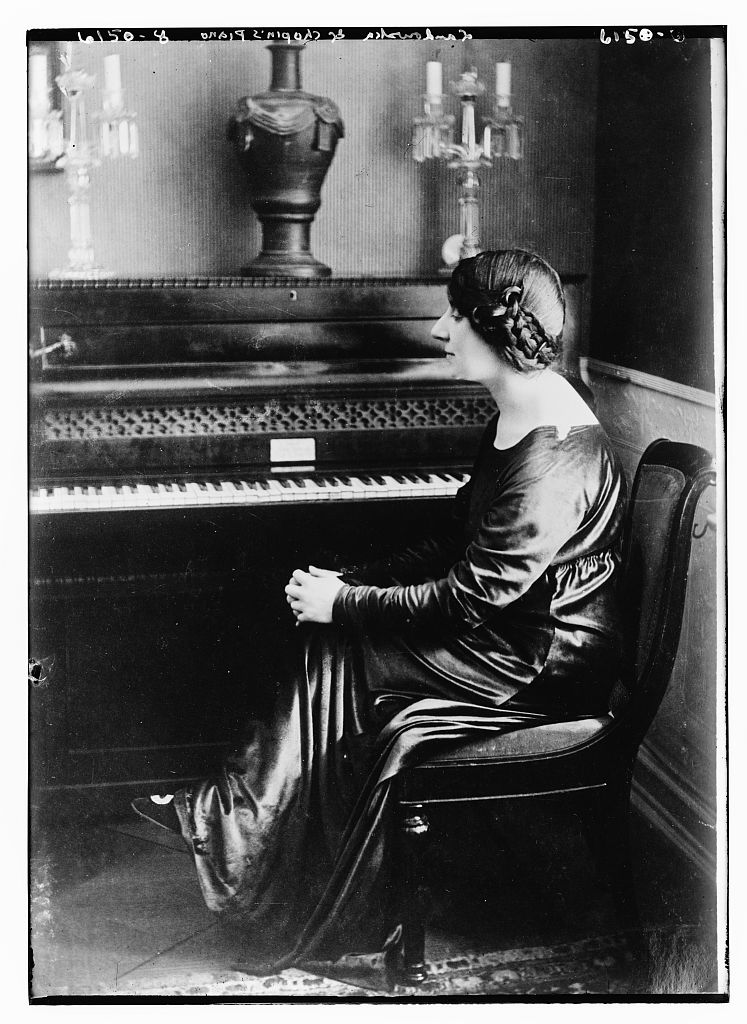 Landowska and Chopin's piano (LOC)