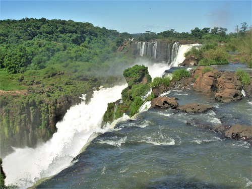2. Iguazu (36)