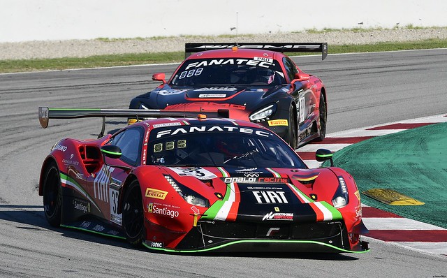 Ferrari 488 GT3 / David Perel / ZAF / Benjamin Hites / CHL / Fabrizio Crestani / ITA / Rinaldi Racing