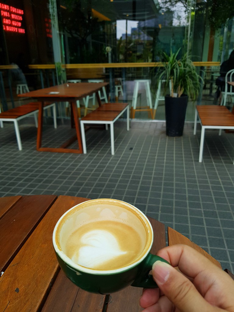 拿鐵 Latte rm$12 @ Botanica Deli at KL 吉隆坡孟沙南城 Bangsar South