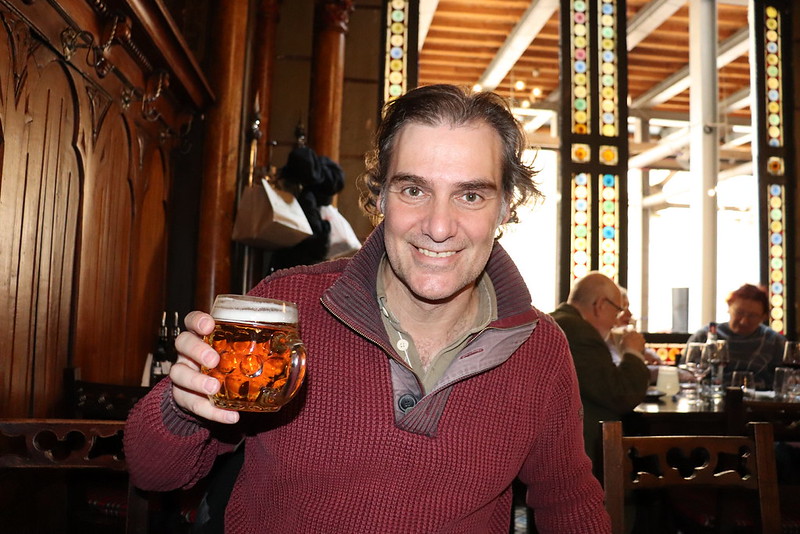 Caru Cu Bere Bucarest