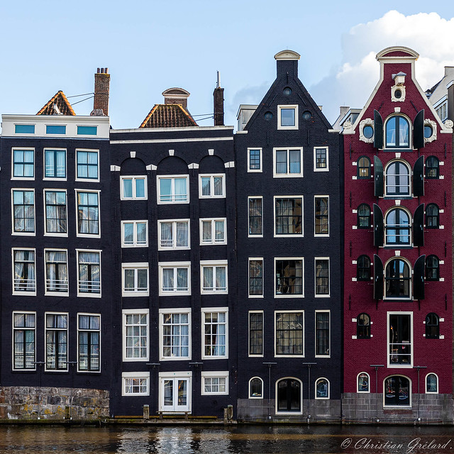 Amsterdam architectural style