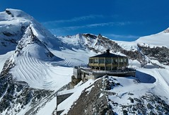 Otáčivá restaurace Allalin (3 500 m)
