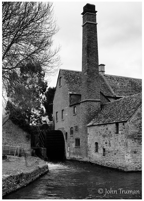 Cotswolds Lower Slaughter water mill