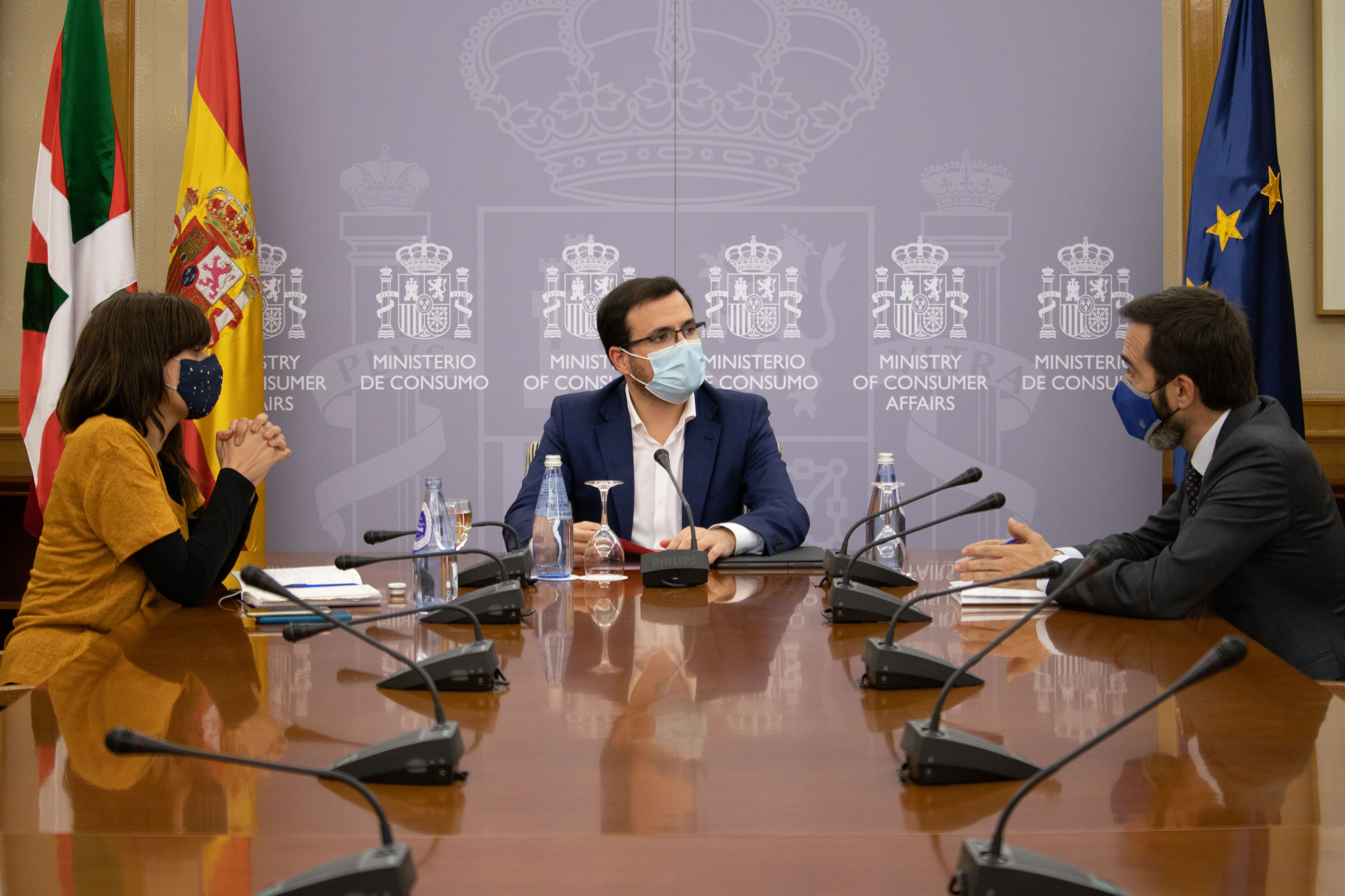 Reunión con el consejero de Turismo, Comercio y Consumo del Gobierno Vasco