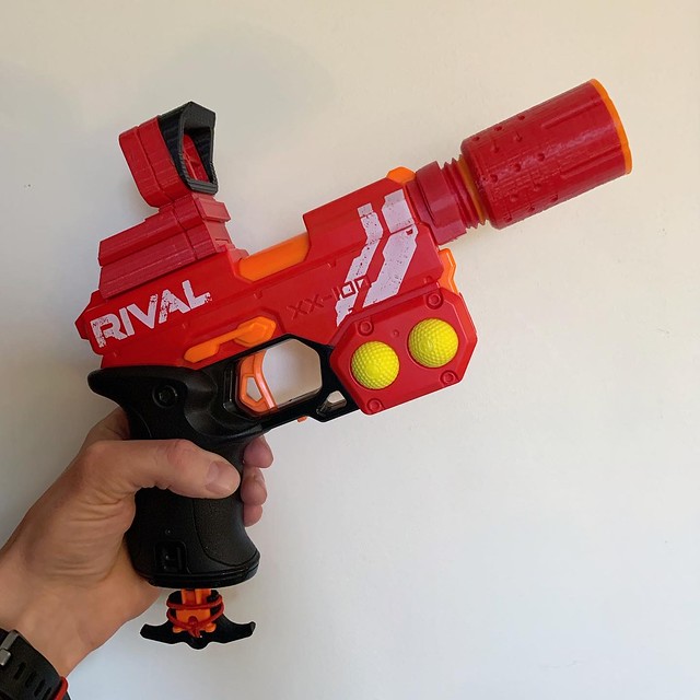 Nerf Rival Knockout w/ extras