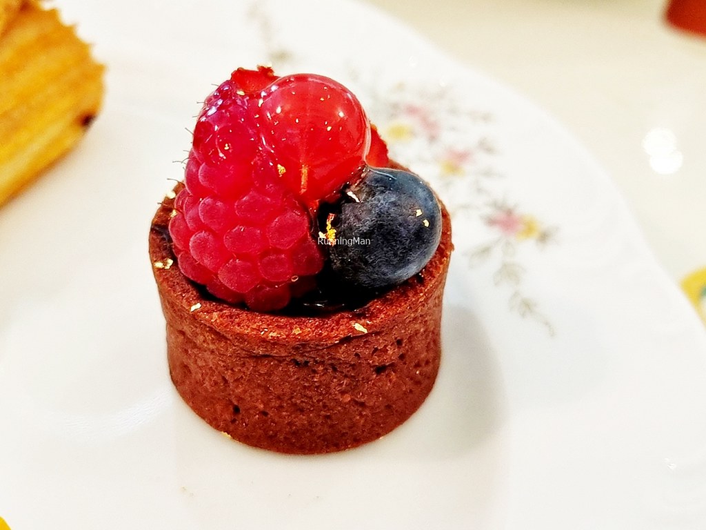 Berries Chocolate Tart