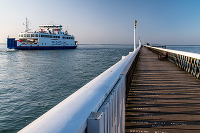 Yarmouth Ferry and Pier-8029
