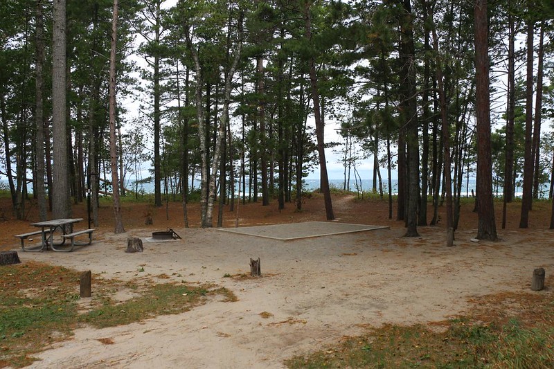 Car-camping campsites at the Twelvemile Beach Campground in Pictured Rocks National Lakeshore