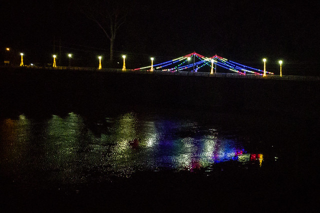 Bridge into Kamalasai at night 2e