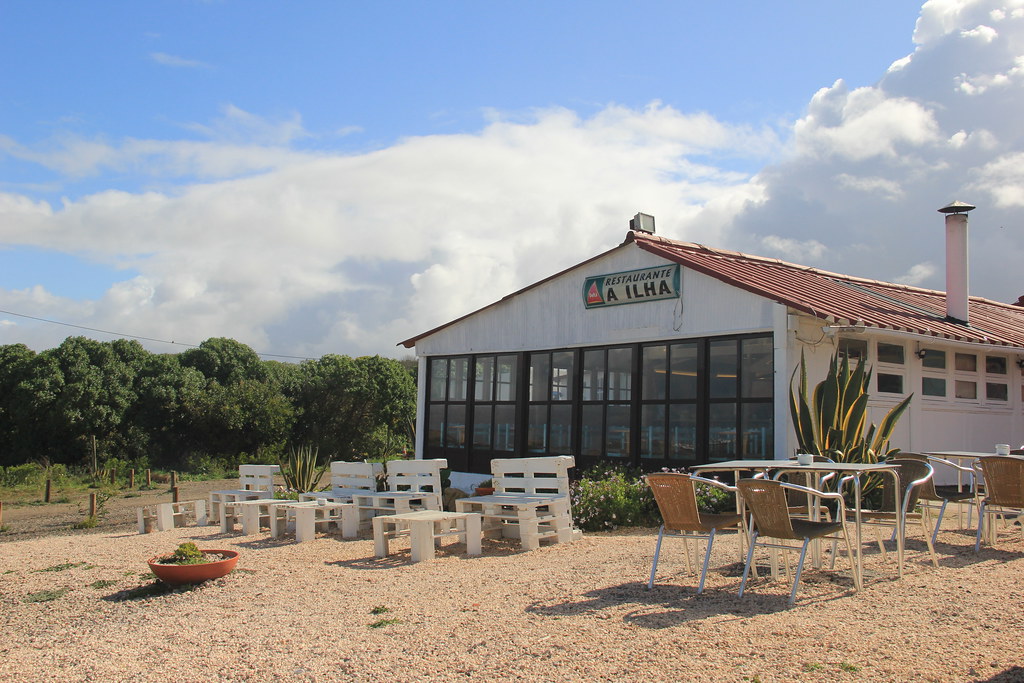 A Ilha restaurant, next door to Forte do Pessegueiro, 3.5 kilometres from Porto Covo
