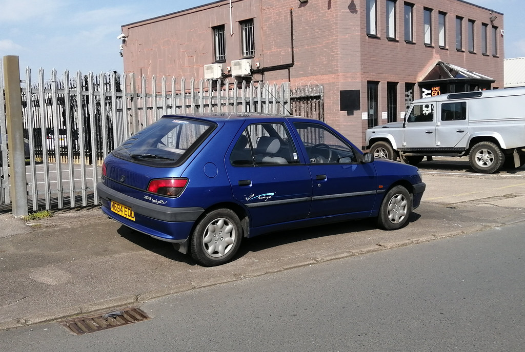 PEUGEOT 306 Mardi Gras M694 EDD | Russell Wilcox | Flickr