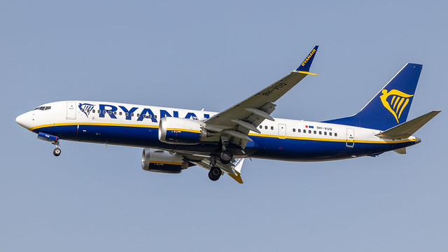Ryanair B38M, 9H-VUQ, TLV