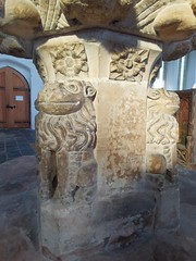 happy lions on the Salthouse font