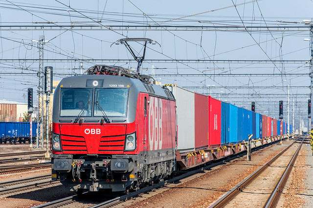 ÖBB Container shuttle