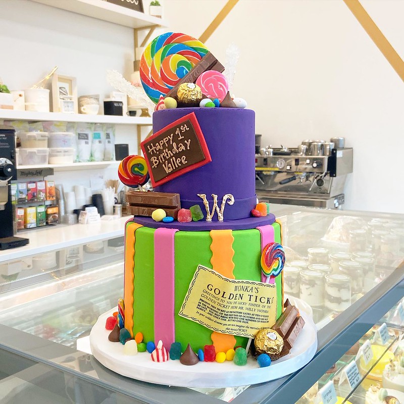 Willy Wonka Cake by Pretty Sweet