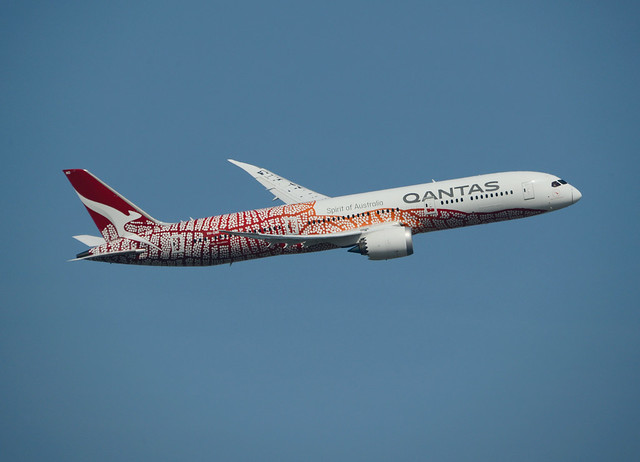 Qantas VH-ZND