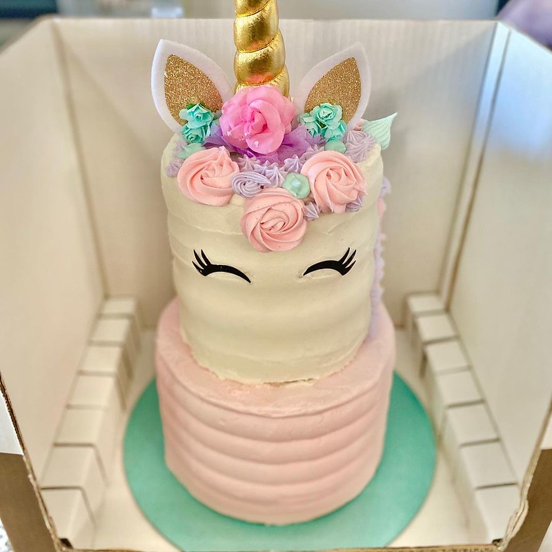 Unicorn Cake by Chreets