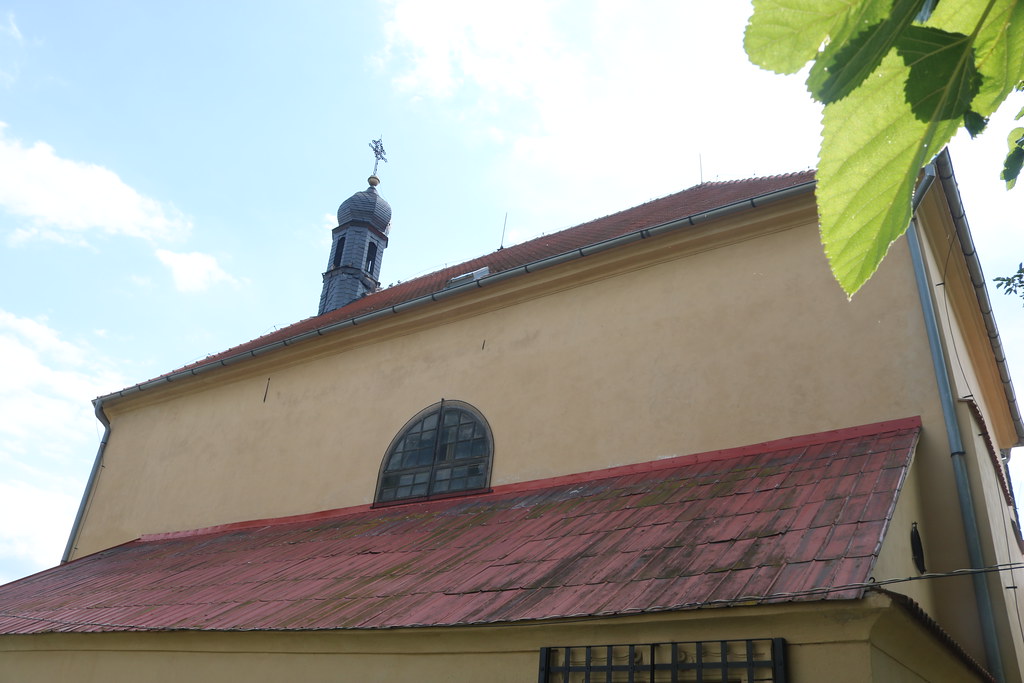 kostel sv. Mikuláše v Droužkovicích