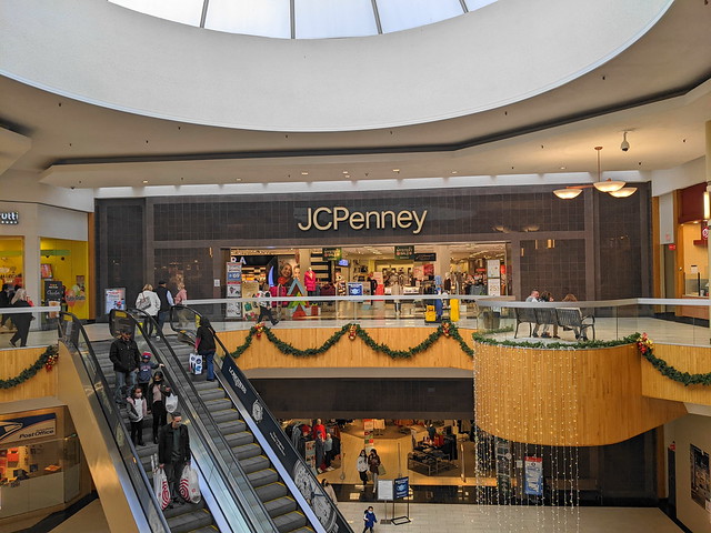 JCPenney (Holyoke Mall)