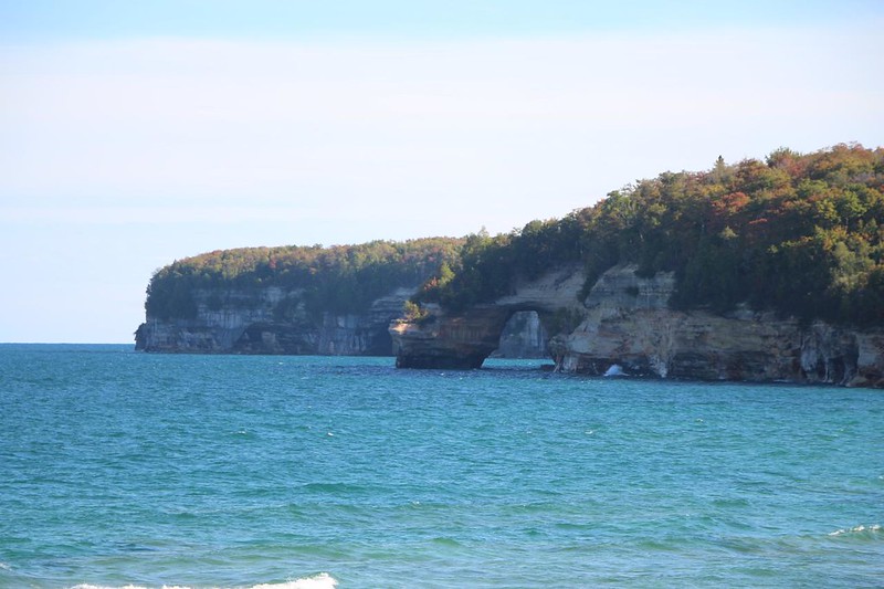 Zoomed-in view of the Lovers Leap natural bridge over Lake Superior at Pictured Rocks National Lakeshore