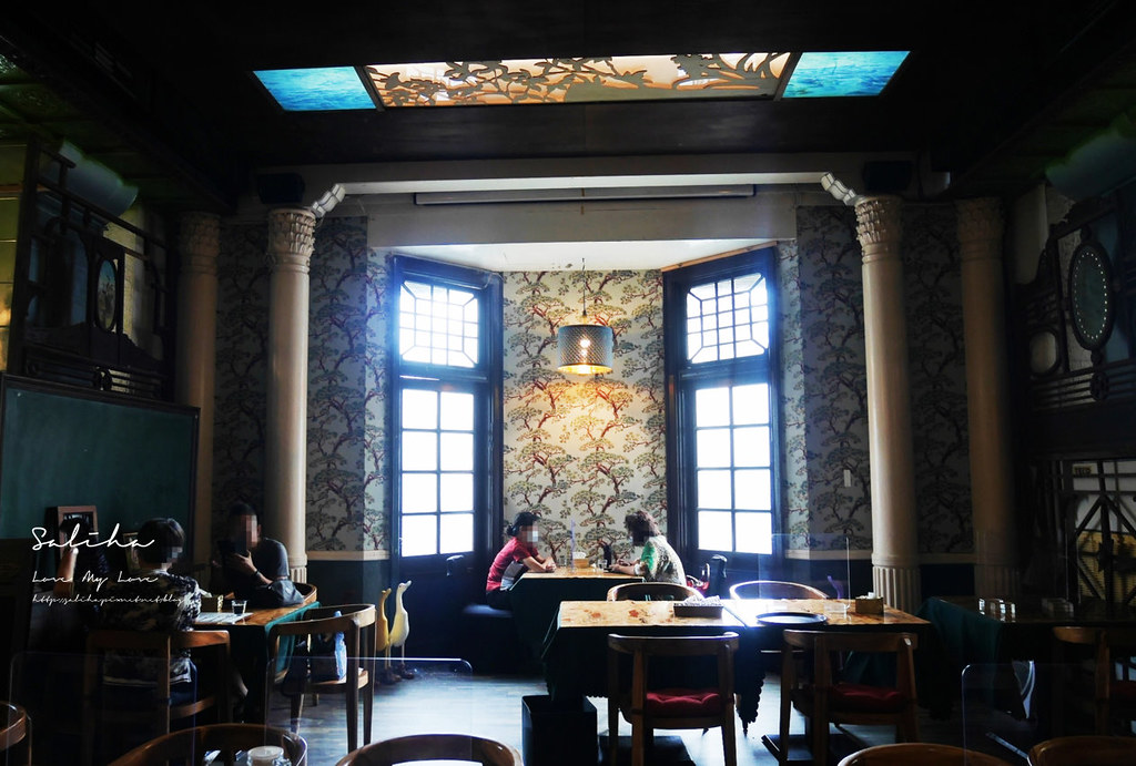 台北西門町餐廳推薦中山堂堡壘古蹟餐廳冠軍咖啡氣氛好浪漫 (3)
