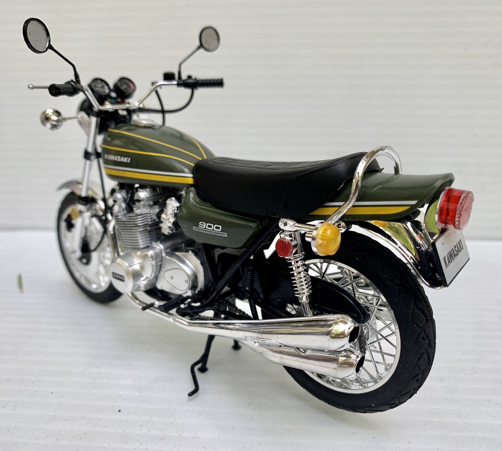 1/12 Aoshima Kawasaki 900 model kit | Charles Larson | Flickr