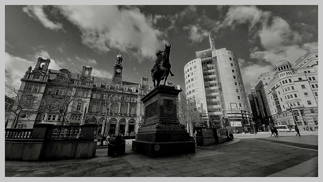 Leeds City Square (The Black Prince)