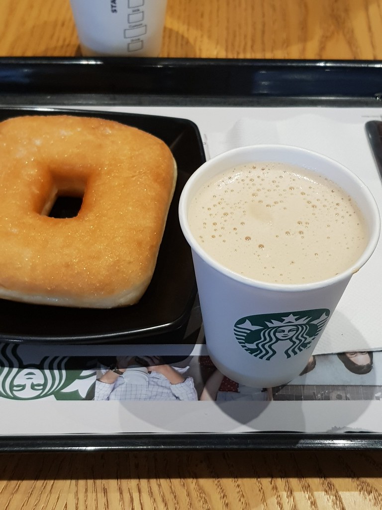 甜甜圈 Donut rm$4.20 @ 星巴克 Starbucks in Caltex Petrol Station USJ16