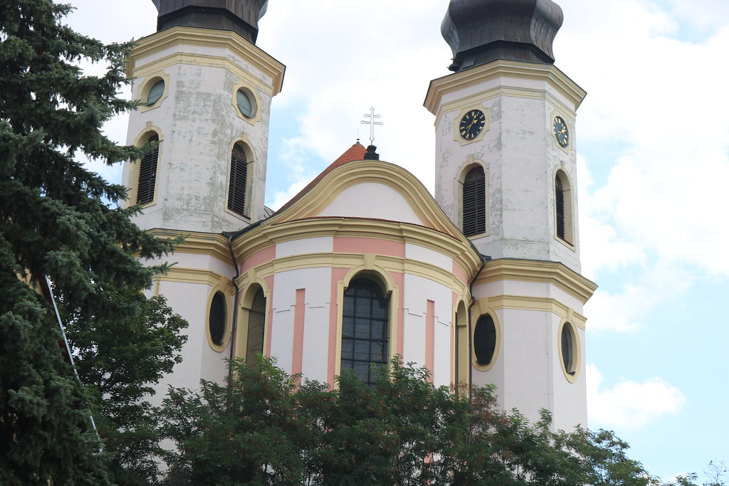 kostel sv. Petra a Pavla v Březně