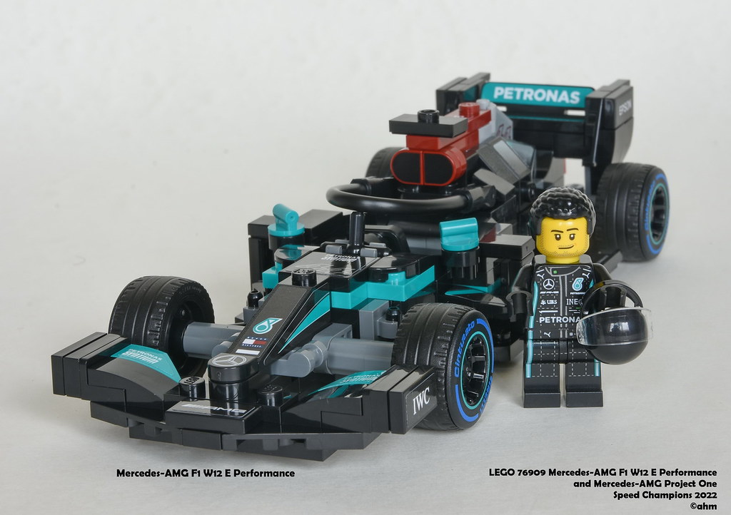 LEGO 76909 Mercedes-AMG F1 W12 E Performance et Mercedes-AMG