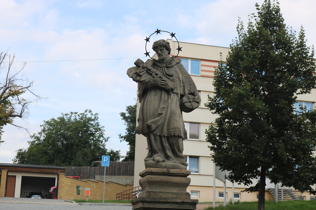 socha sv. Jana Nepomuckého v Březně