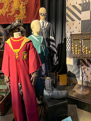 Photo 18 of 25 in the Warner Bros Studio Tour London - The Making of Harry Potter (24th Mar 2022) gallery