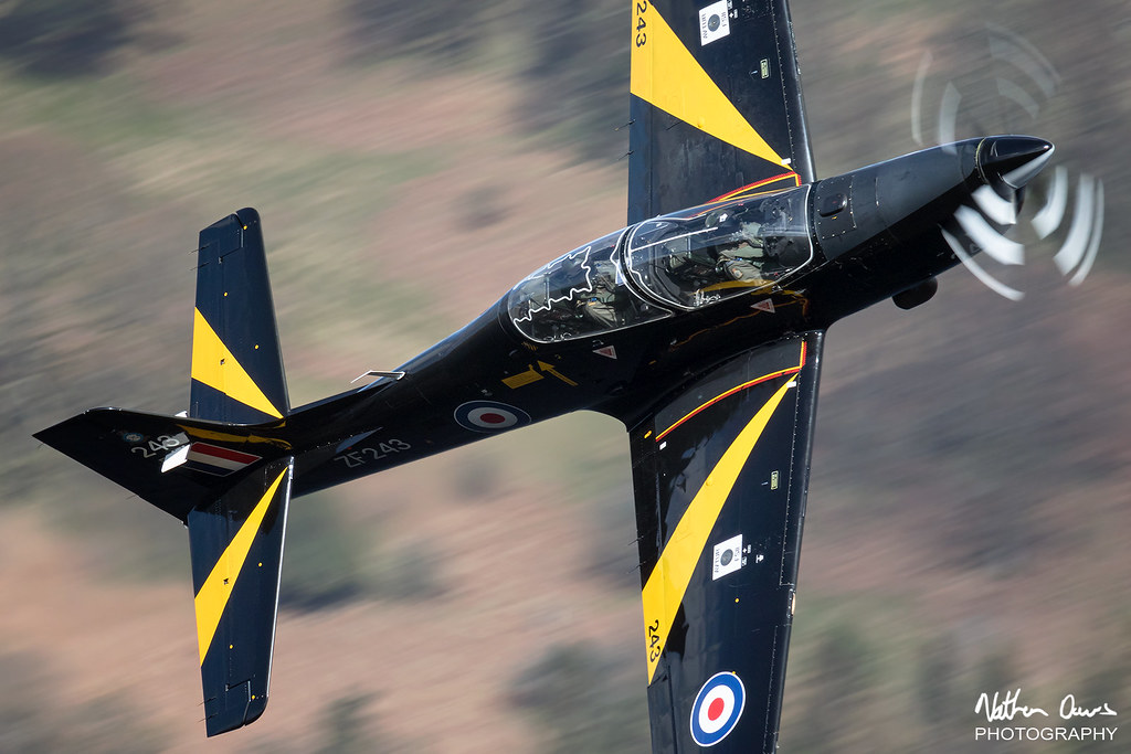 RAF Shorts Tucano T.1 ZF243 low level in Northern England