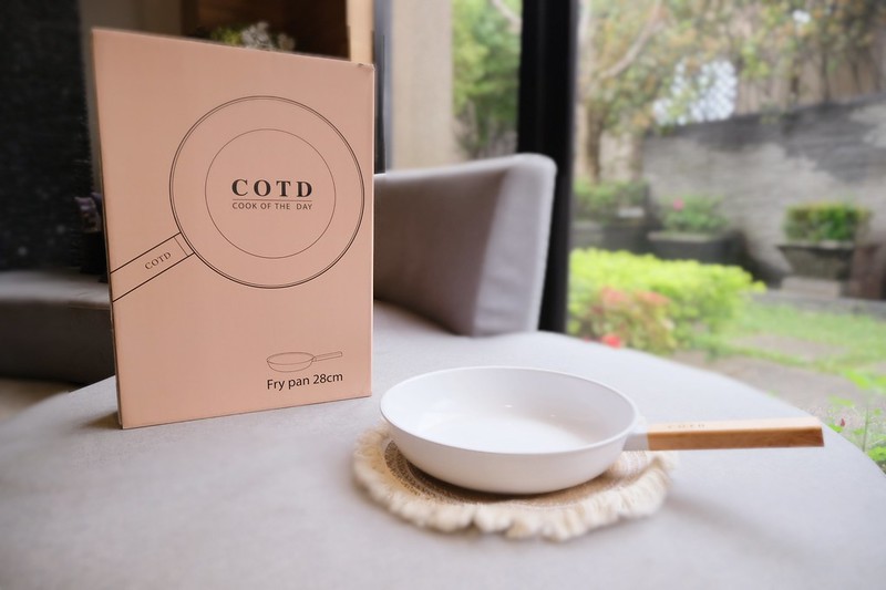 COTD品牌美型白玉珍珠不沾鍋  (45)