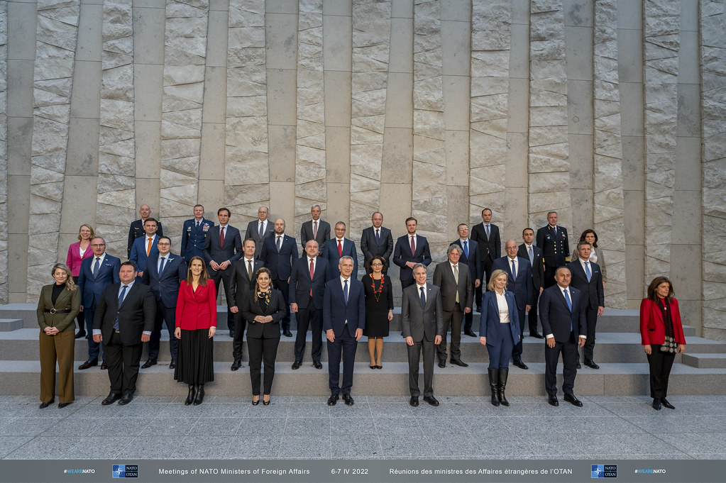 Official photo - Meeting of NATO Ministers of Foreign Affairs