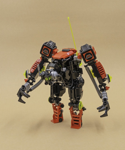 M-Tron Robot_Front