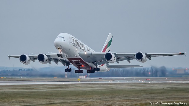 Emirates A6-EDG | Airbus A380-861
