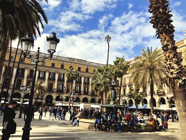 Barcelona - Plaça Reial in the spring