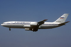 Aeroflot IL-86 RA-86088 BCN 08/04/1996