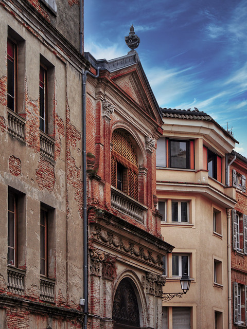 Mélange de style pour les façades de Toulouse