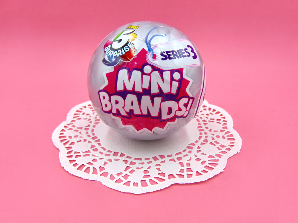 5-Surprise Mini Brands Collectible Capsule Ball - Series…