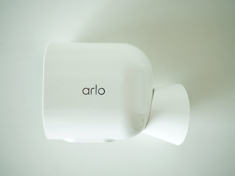 Arlo Pro 4 - With Magnetic Mount