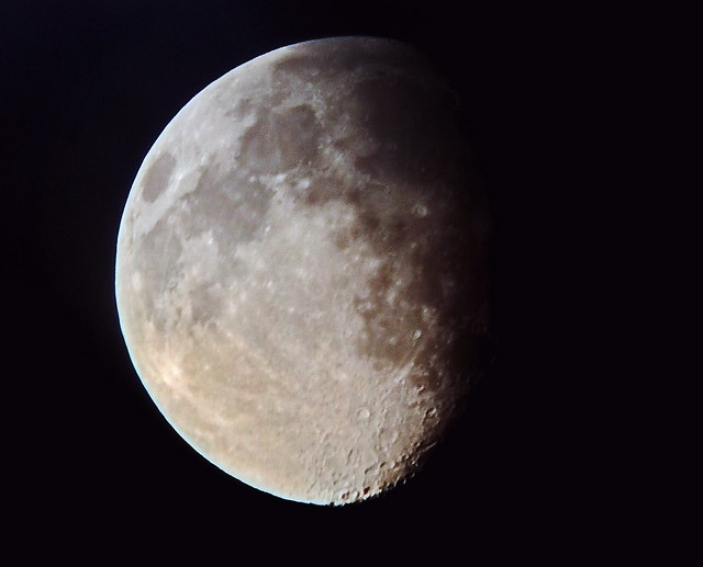 Lunar shot - 12-04-2022 - Skywatcher 70mm Telescope.